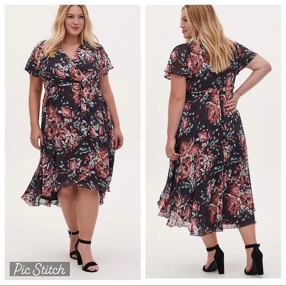 Torrid FAUX WRAP DRESS - SWISS DOT FLORAL DARK GREY Size 1